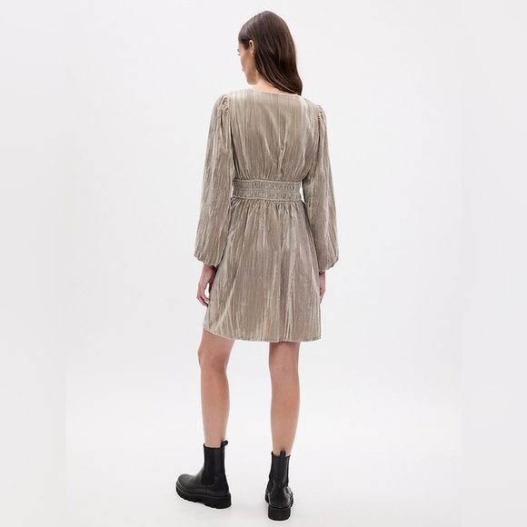 NWT GAP Taupe Beige Velvet Smocked Mini Cocktail Party Dress Sz L - Picture 2 of 11